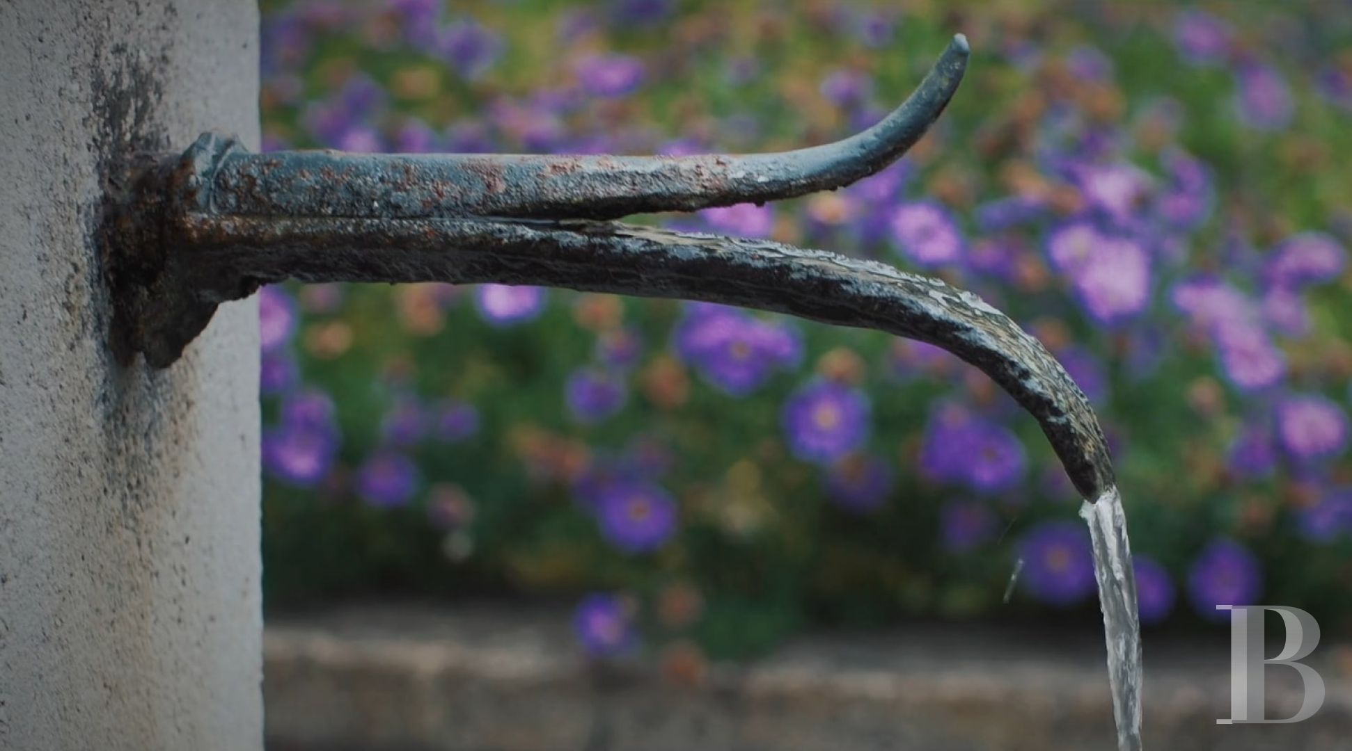 En Rhénanie-Palatinat, dans la région de l’Eifel, un ancien moulin du 15e siècle en pleine nature rénové dans un esprit contemporain - photo  n°21